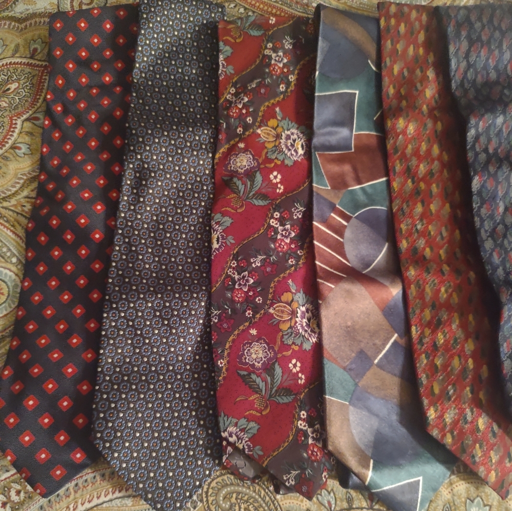 Men's designer ties lot of 25 Hermes, Dior, Gucci & more